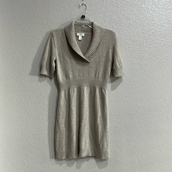Loft Women’s Knee Length Sweater Dress Short Sleeve Beige Size XS - Picture 1 of 9